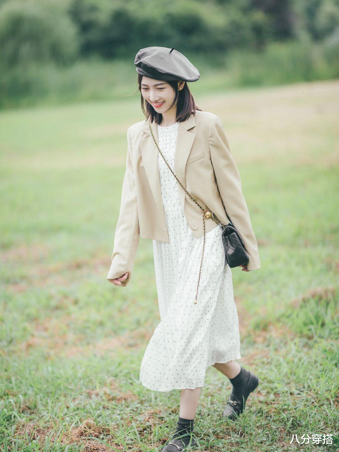 穿衣搭配|知性干练的职场穿搭示范，潇洒利落又有气场，彰显霸气的一面