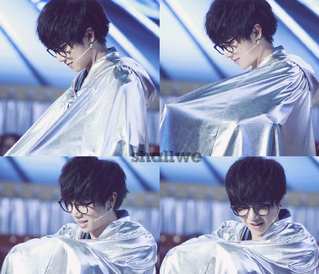 谢霆锋|华晨宇又换新造型，“锡纸裙”加身成为“外星公主”