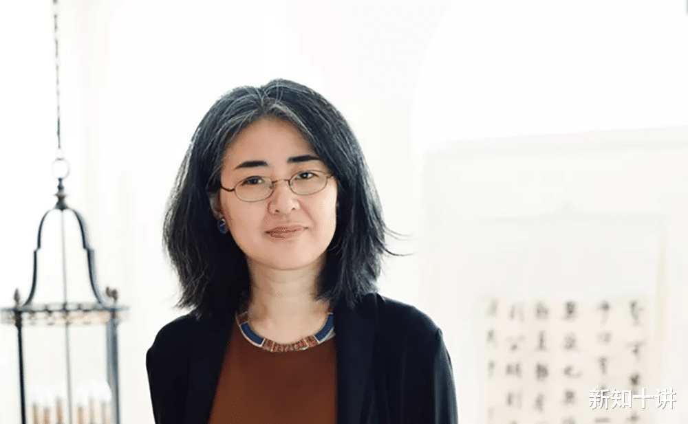 |1999年，北大才女田晓菲嫁给美国老头，如今怎么样了？