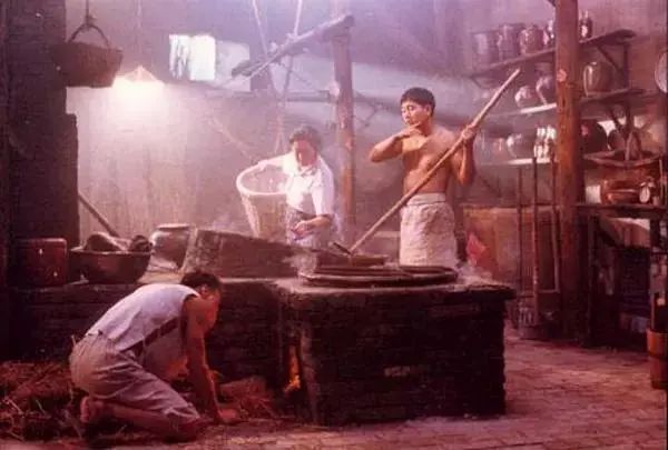 静欢情感 妻子一直怀不上孩子,丈夫翻开枕头,发现妻子枕头下的秘密