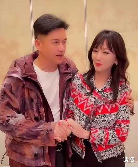 范冰冰|66岁赵雅芝与64岁吕良伟亲密同框，嫩似一对小情侣，与周润发似两代人