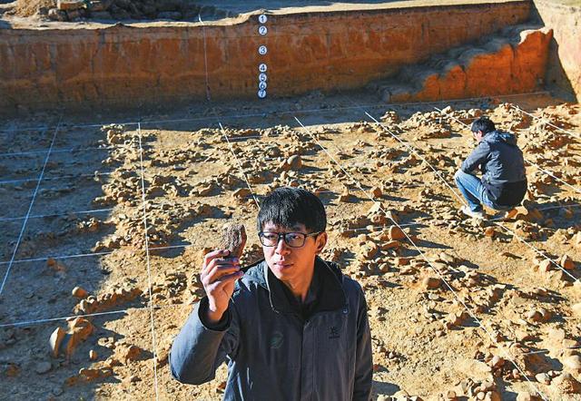 皮洛遗址“挖石头”探寻远古人类的高原密码