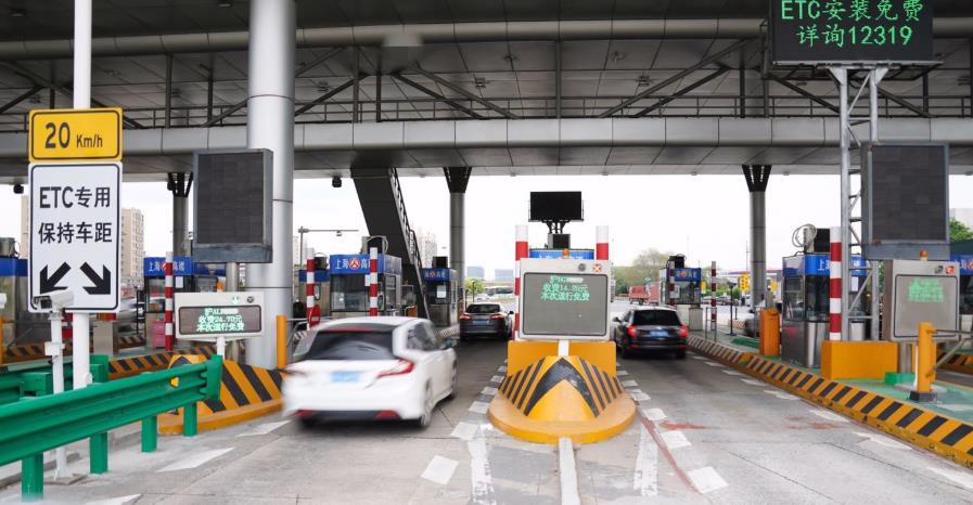 孔维静说 一年收费近6000亿,高速仍难逃巨亏,亏损原因到底在哪?