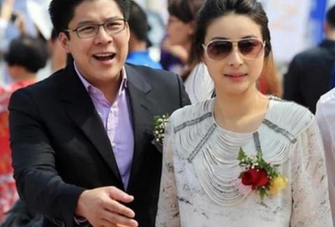 育妈计|王健林把座驾换红旗,霍英东的孙子也是如此,早就换了国产的蔚来