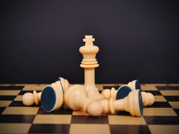 交易 中国股市：“线乱不看，形散不买”，看不懂直接退市，别再炒股