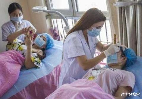 纹眉|女人再忙也要记住：出门尽量化淡妆，教你正确步骤，省事又好看
