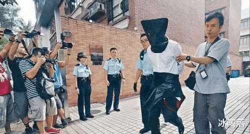 丁剑剑|有一次，富商李军半夜偷偷翻墙溜回家，准备给女朋友沈星一个惊喜