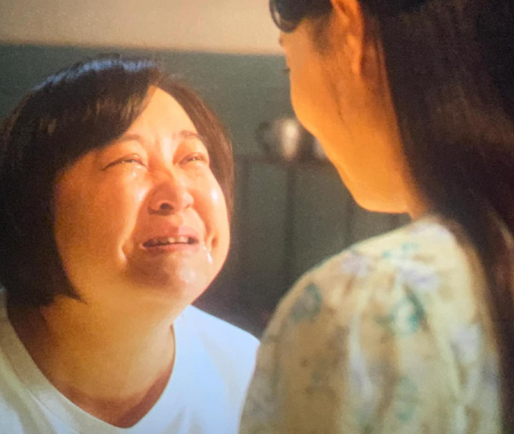 整容|上座率“腹泻”式下跌!被贾玲按在地上摩擦,这部耗巨资的大片要悬了?