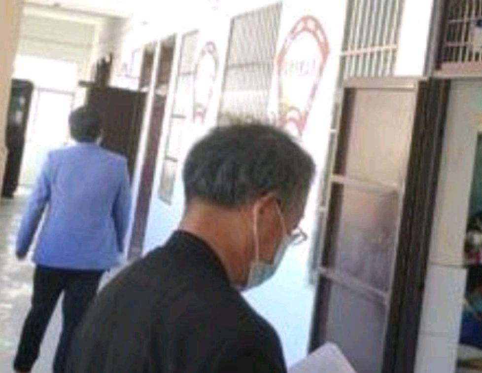 教师|知名校长说：“现在的老师一辈子没进步且素质低，何谈科研能力”