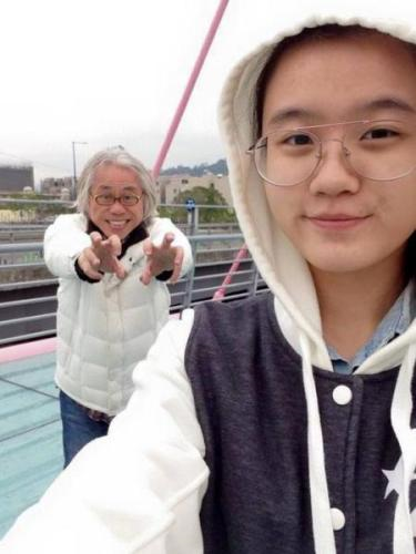 李坤城|爷孙恋造人成功！李坤城的财产真的能够养活林靖恩和孩子？