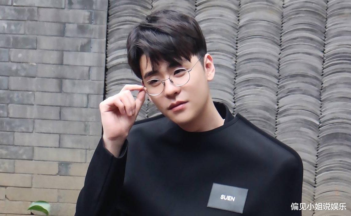 德云社|德云社团综第二季双播定档，喜庆中带着遗憾：人气最高的人又没来