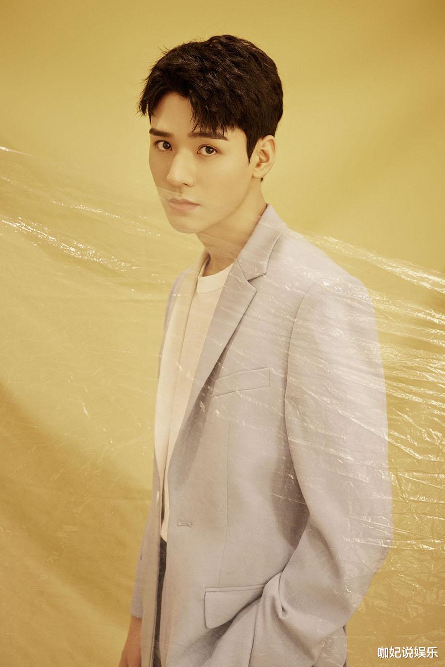 肖战|龚俊热度过期，同样靠双男主走红，只有肖战掌控了流量？