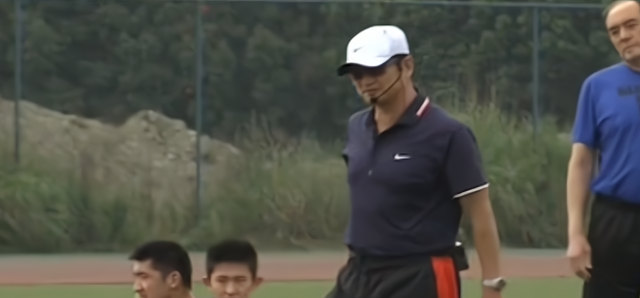 山东男篮|前中国男篮教练加盟山东！与丁彦雨航再携手 帮助球队冲击前四