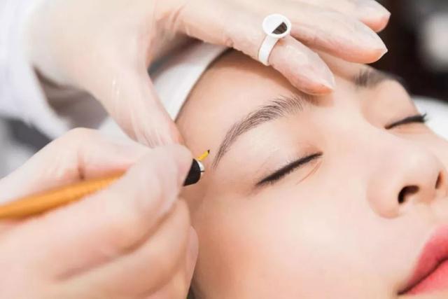 纹眉|纹眉师透露:为什么“不建议”女人纹眉?看完这3个原因,你就恍然明白了