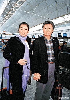 邓婕|至今未孕却甘当后妈的10位女星,一个比一个优秀,对丈夫的孩子视如己出