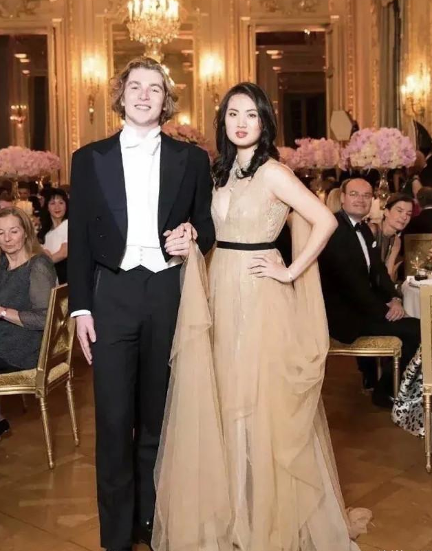 任正非|长相普通的姚凌，为什么能成为华为老总任正非背后的女人？