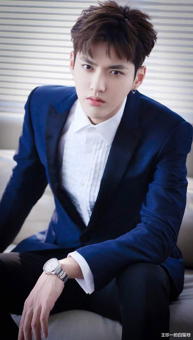 郑爽|2021年“原形毕露”的8位明星，没有一个值得同情，郑爽还不算最过分