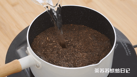 茶苏苏烘焙日记|奶茶店花钱都想学的配方!在家有口锅就能做,超滑超duang~