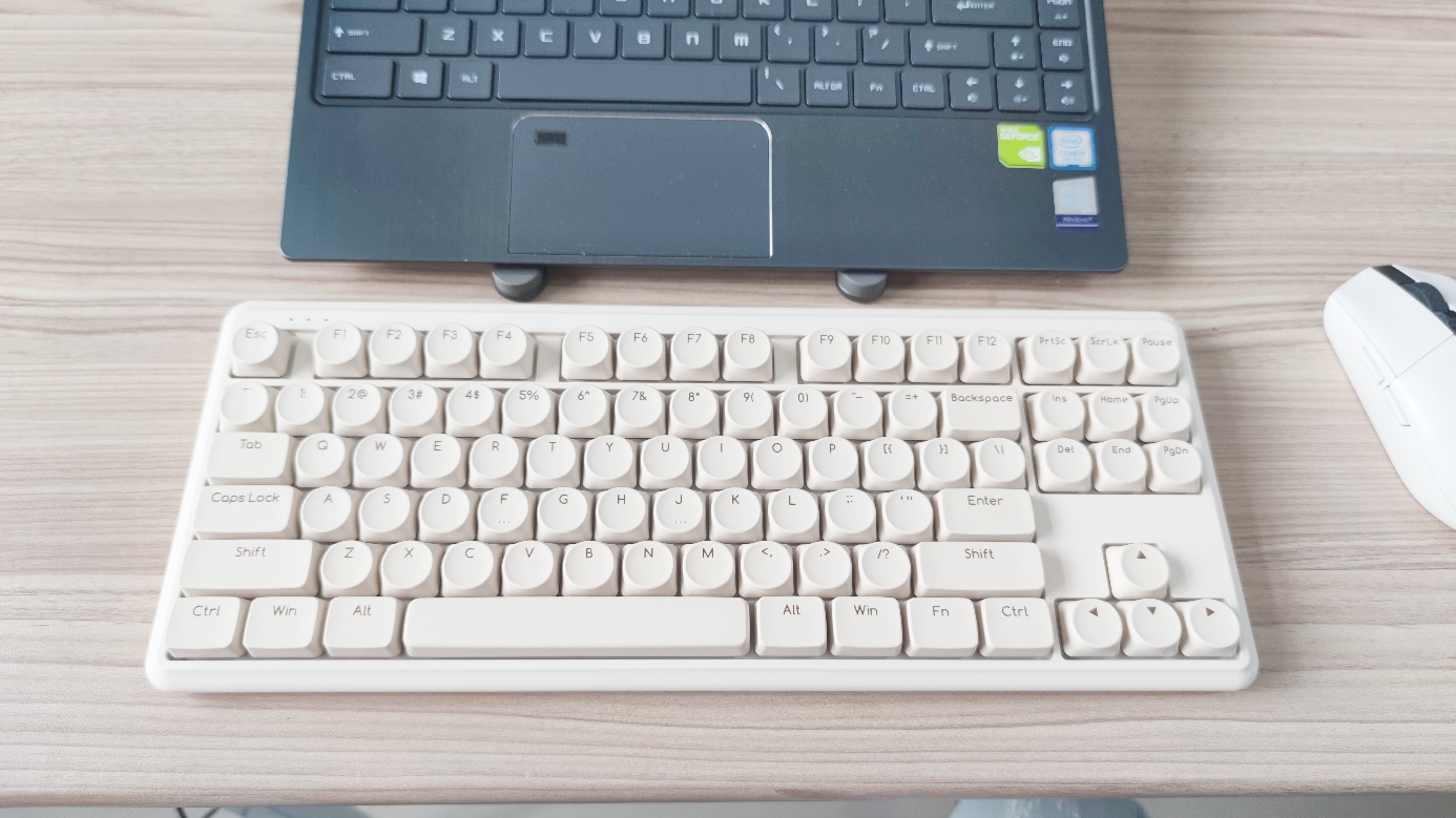 ikbc|一款“奶味十足”的机械键盘，ikbc奶糖S300高颜值有“味道”
