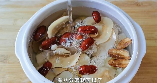 咳嗽|秋冬季节咳嗽痰多，教你煲清热润肺止咳汤，做法简单亲测管用