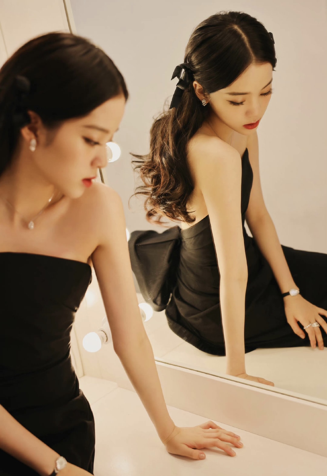 欧阳娜娜|欧阳娜娜黑色礼服完美曲线，网友：娜比真的长大了！