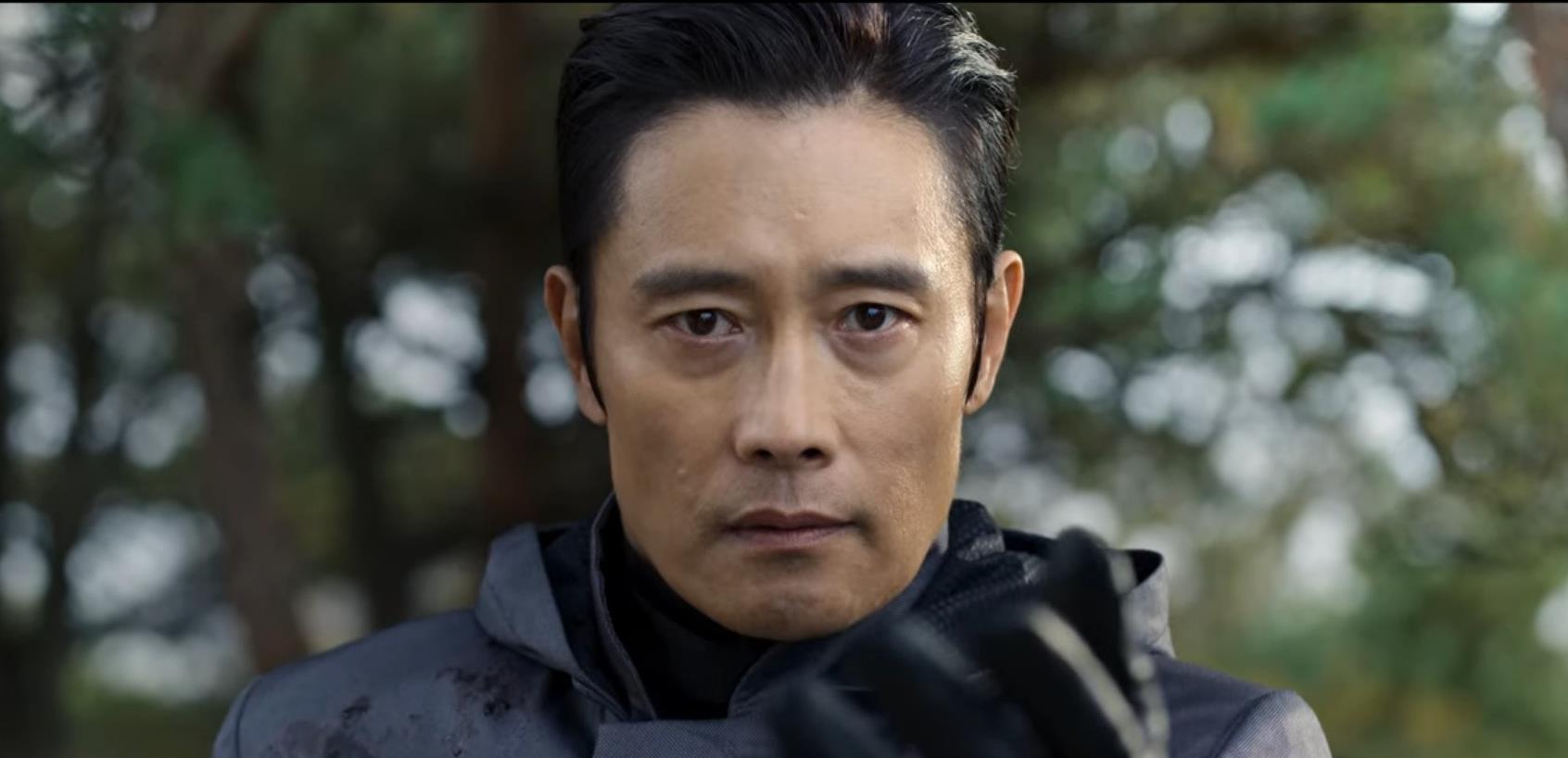 孔刘|《鱿鱼游戏》开播后热度攀升，孔刘友情客串后，影帝李秉宪登场