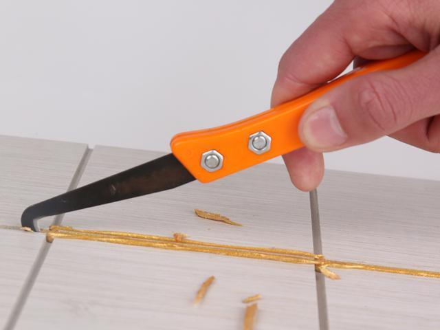 地老板美家 美缝知识：用这些方式可以完美地处理美缝剂余料