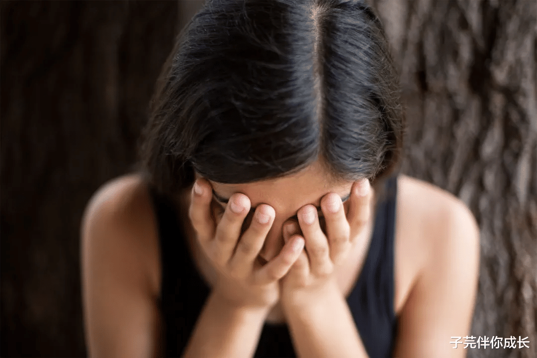 子芫伴你成长|吴亦凡“海外酒局”曝光，女粉透露细节：顶流的背后，是有恃无恐