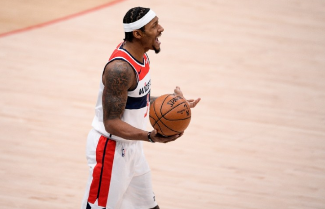 比爾|比爾點名痛批勇士悍將：閉上你的臭嘴！球迷一邊倒支持