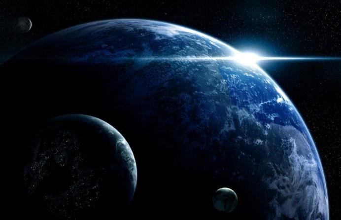 太空 人类究竟有多渺小？飞船从外太空传回1张照片，刷新我们认知