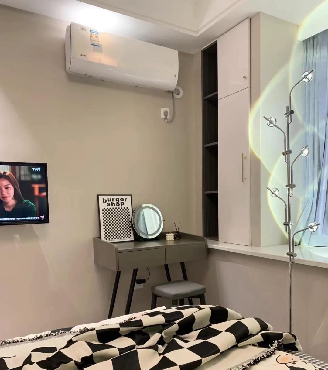 女主92㎡现代风,看不厌的“黑白灰”,越简约空间越高级