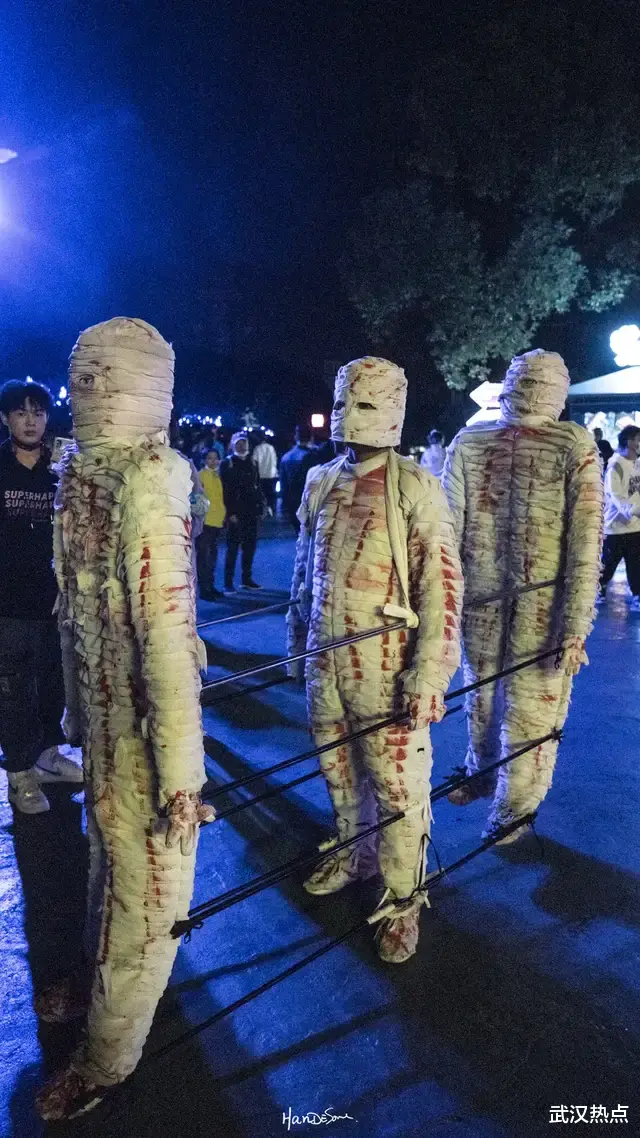 镜像层|本周，宜“见鬼”！