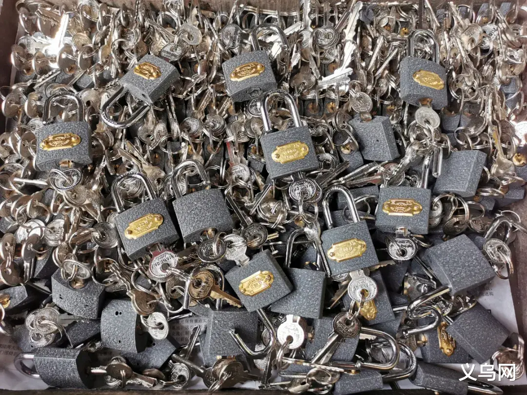 常州 浦江警方破获一起特大销售假冒注册商标商品案