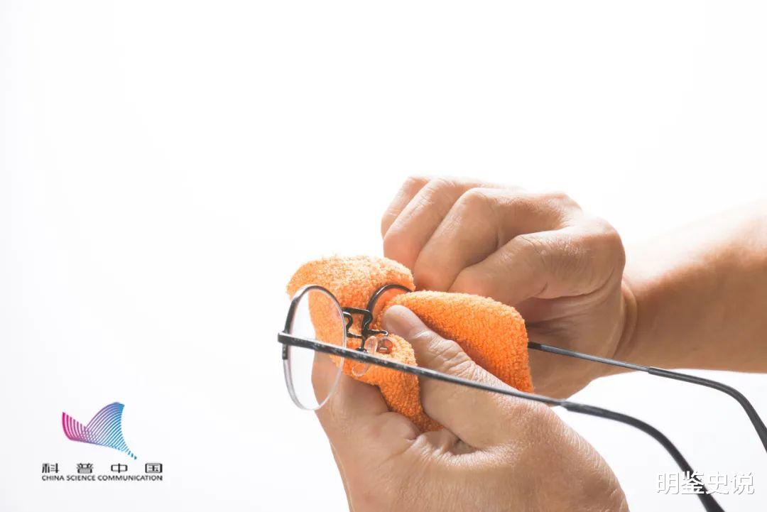 眼镜布竟不是用来擦眼镜的？又错了好多年！