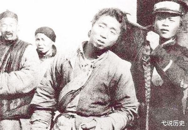 清朝的发型很帅？别被电视剧骗了，真实的发型让你怀疑人生