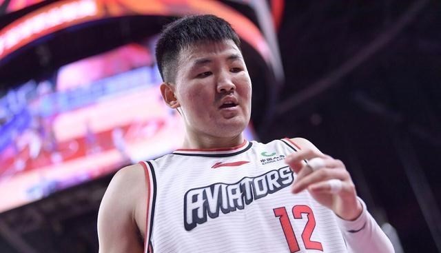 哈尼哈 布克37分，深圳98：97险胜青岛实现赛季双杀对手