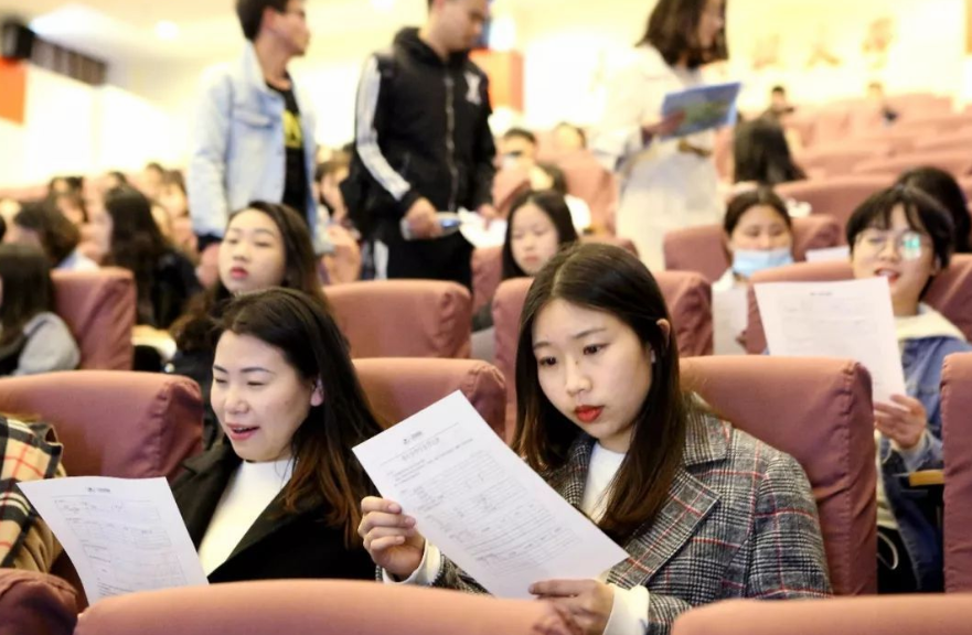 大学生|校园招聘“潜规则”，大学生早些知道没坏处，别等入职才后知后觉