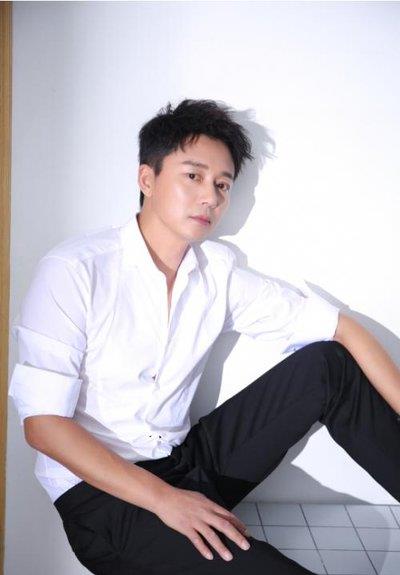 刘奕君|他是张嘉益同学，曾因得罪人多年没戏拍，今靠出演配角成功走红