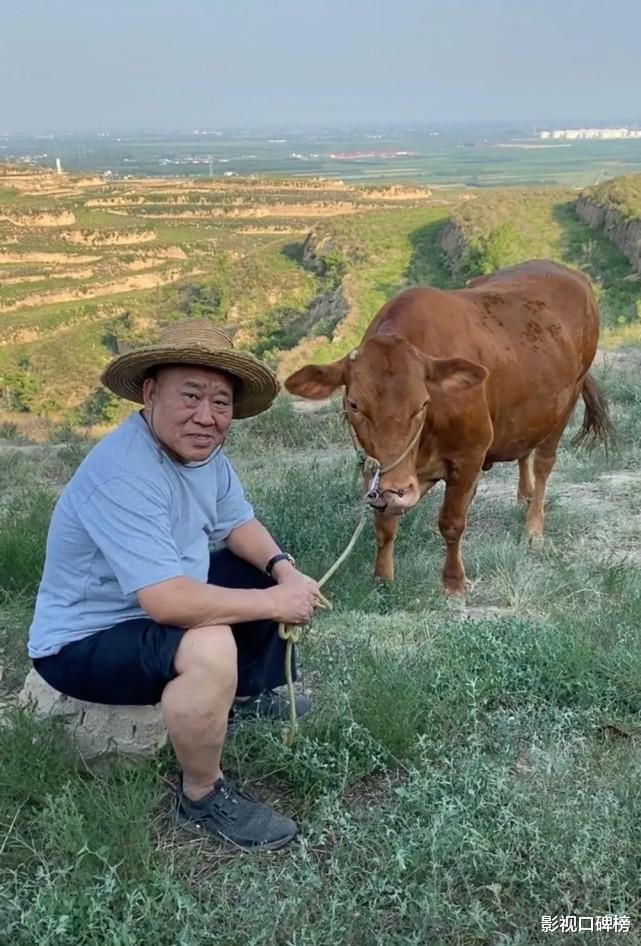 杜旭东|7岁成歪嘴的杜旭东，如今成国家一级演员，妻子漂亮生活幸福