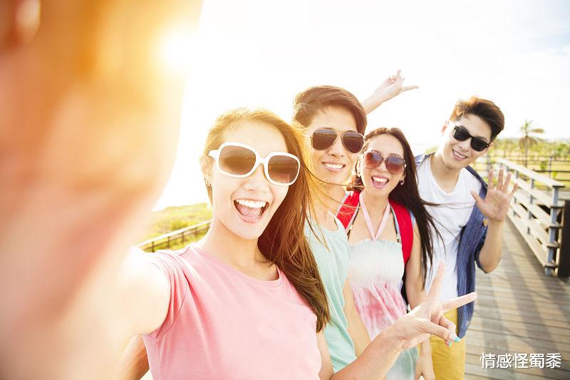 情感怪蜀黍|男女之间是否有纯友谊?睡在同一张床是没感觉还是只是在压抑