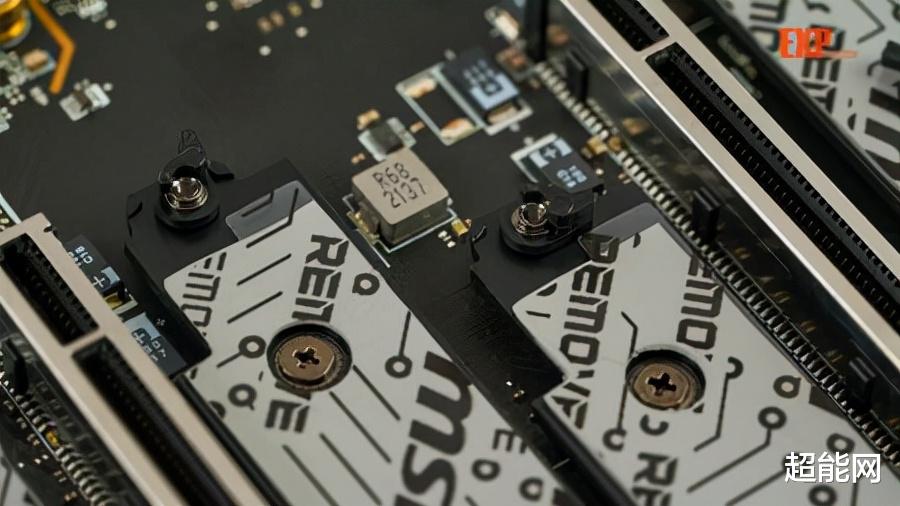 主板|微星MEG Z690 ACE战神主板评测:金光闪闪,规格堆满