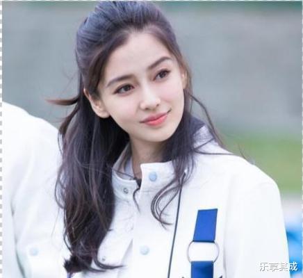 Angelababy|杨颖和黄晓明已离婚，黄晓明抢到小海绵的抚养权，杨颖啥也没得到