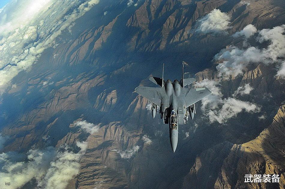 f-15|双引擎 全天候 高机动性 空中优势重型F-15鹰式战斗机