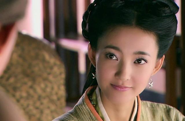 陈红|真正的美人，即使演丫鬟也能抢女主风头，陈红的紫鹃比林黛玉还美