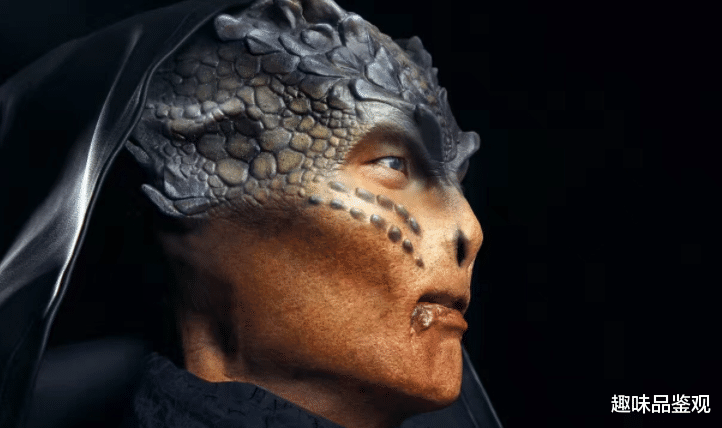 马克·扎克伯格 前世界首富扎克伯格，机械式喝水，面部僵硬，被传不是人类？