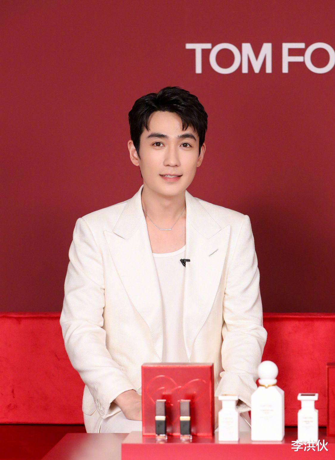 龚俊|继张某瀚之后，龚俊朱一龙被曝参拜神社，是闹乌龙还是确有其事？