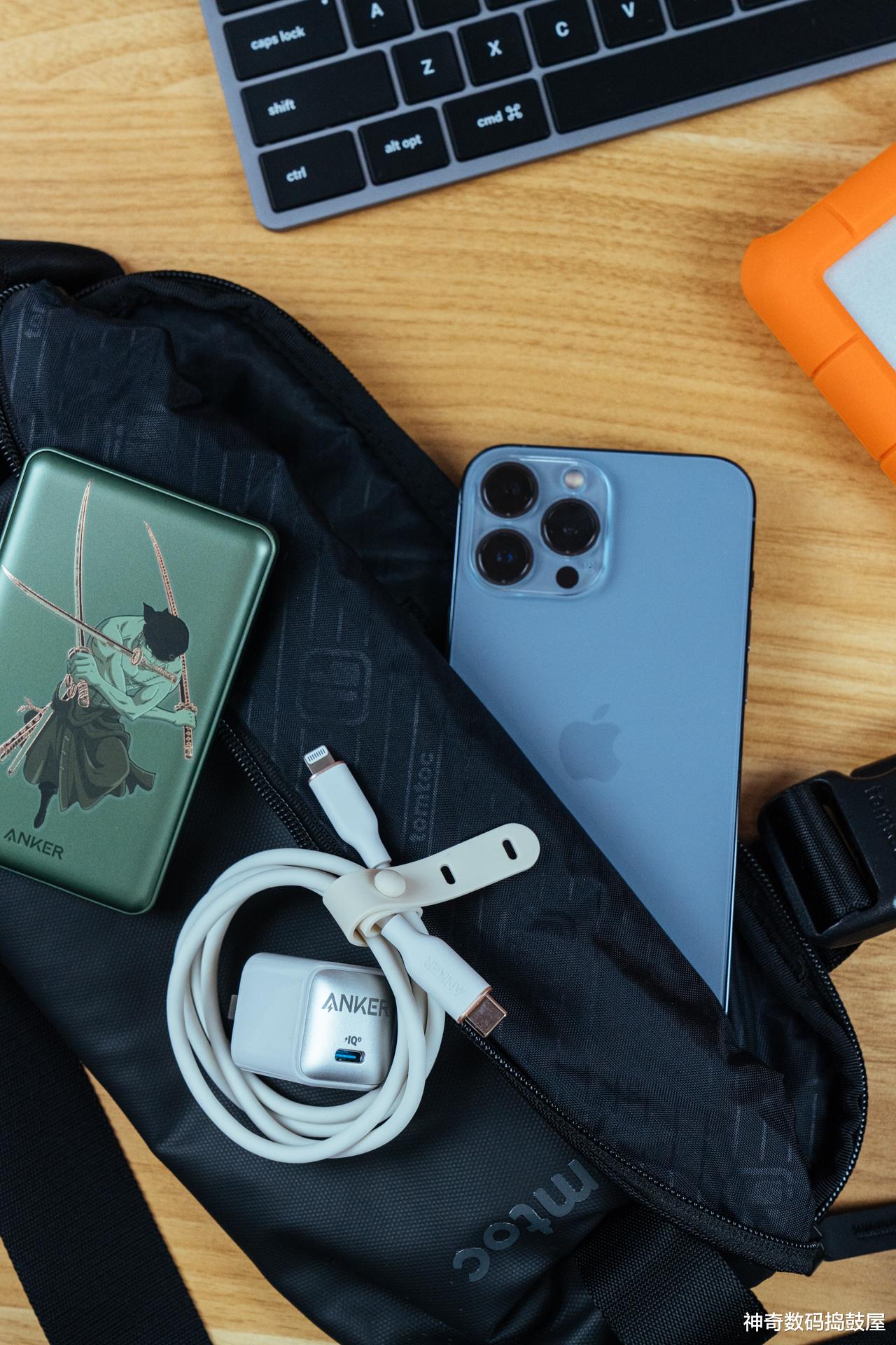 苹果|iPhone 13入手后，值得入手的实用好物分享，不用再纠结买什么周边
