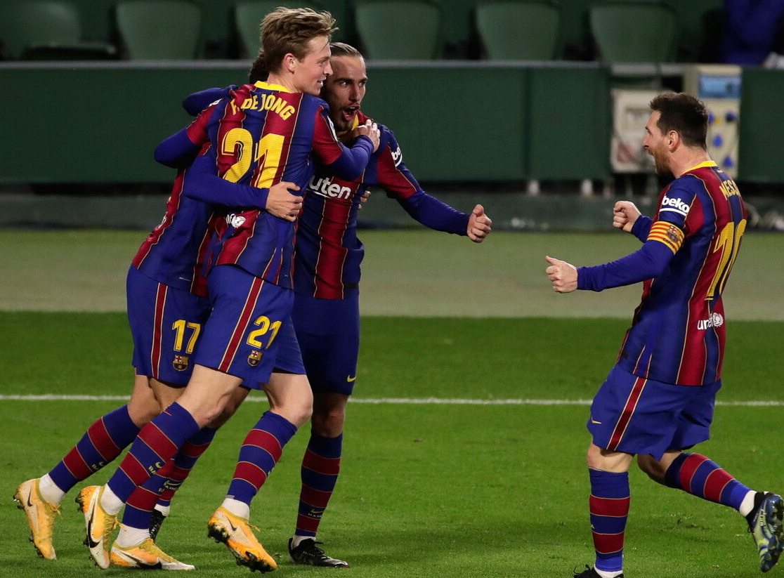 巴塞罗那|巴萨逆转险胜引热议：不是科曼换人如神，而是科曼换上了一个神