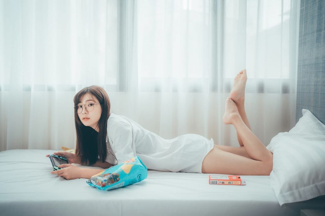 老王杂货铺|同样是请假，女员工批一个月假，男员工却不批，老板为何厚此薄彼