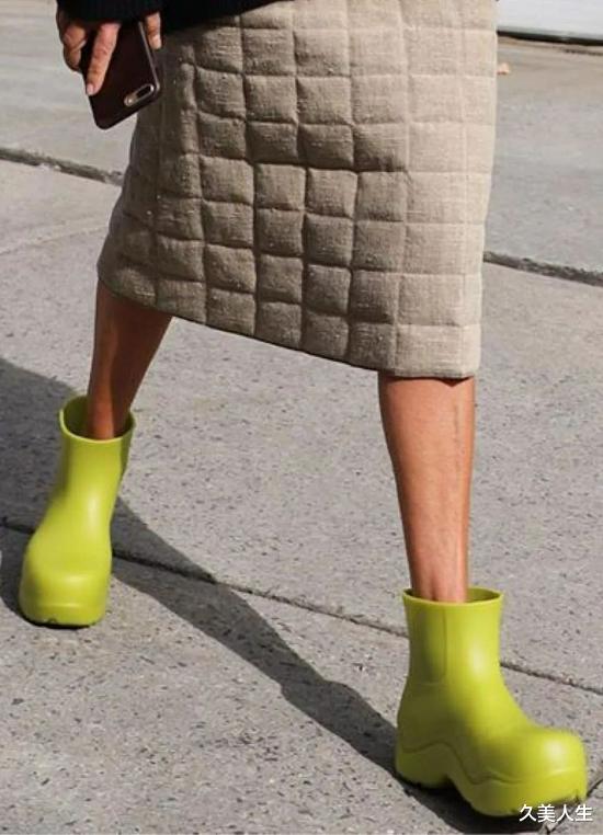 久美人生|为什么有些时尚莫名其妙，但最后却总能火？